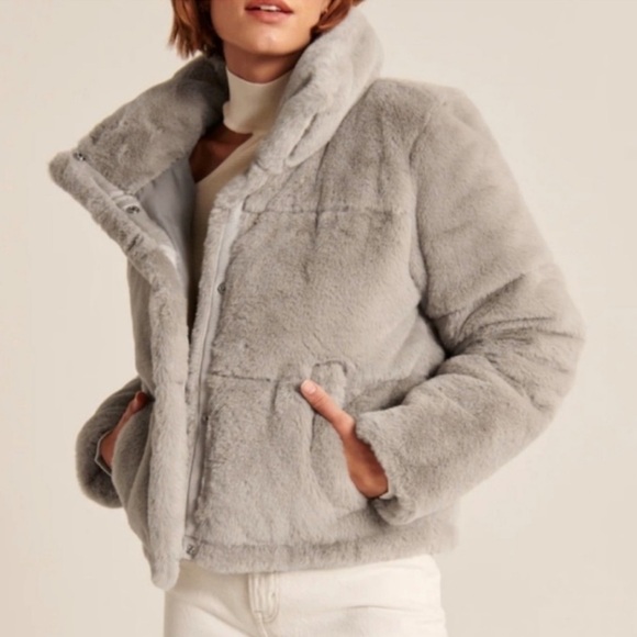 Abercrombie & Fitch Faux Fur Mini Puffer Jacket - Picture 5 of 5
